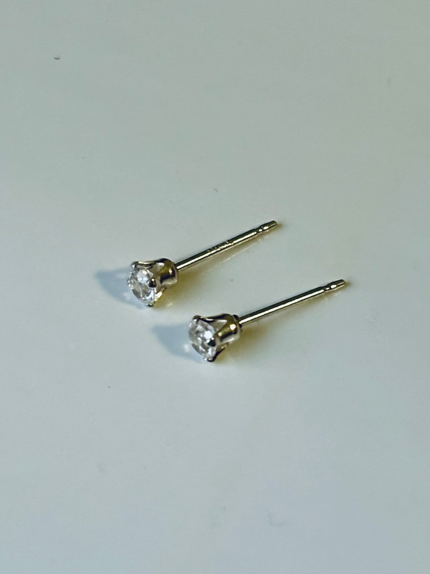 Tiny sparkly studs (in stock)