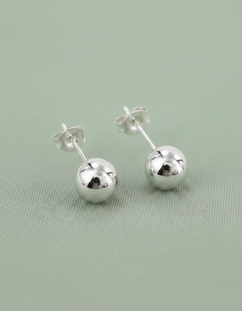 Lunetta ball studs (silver and gold)
