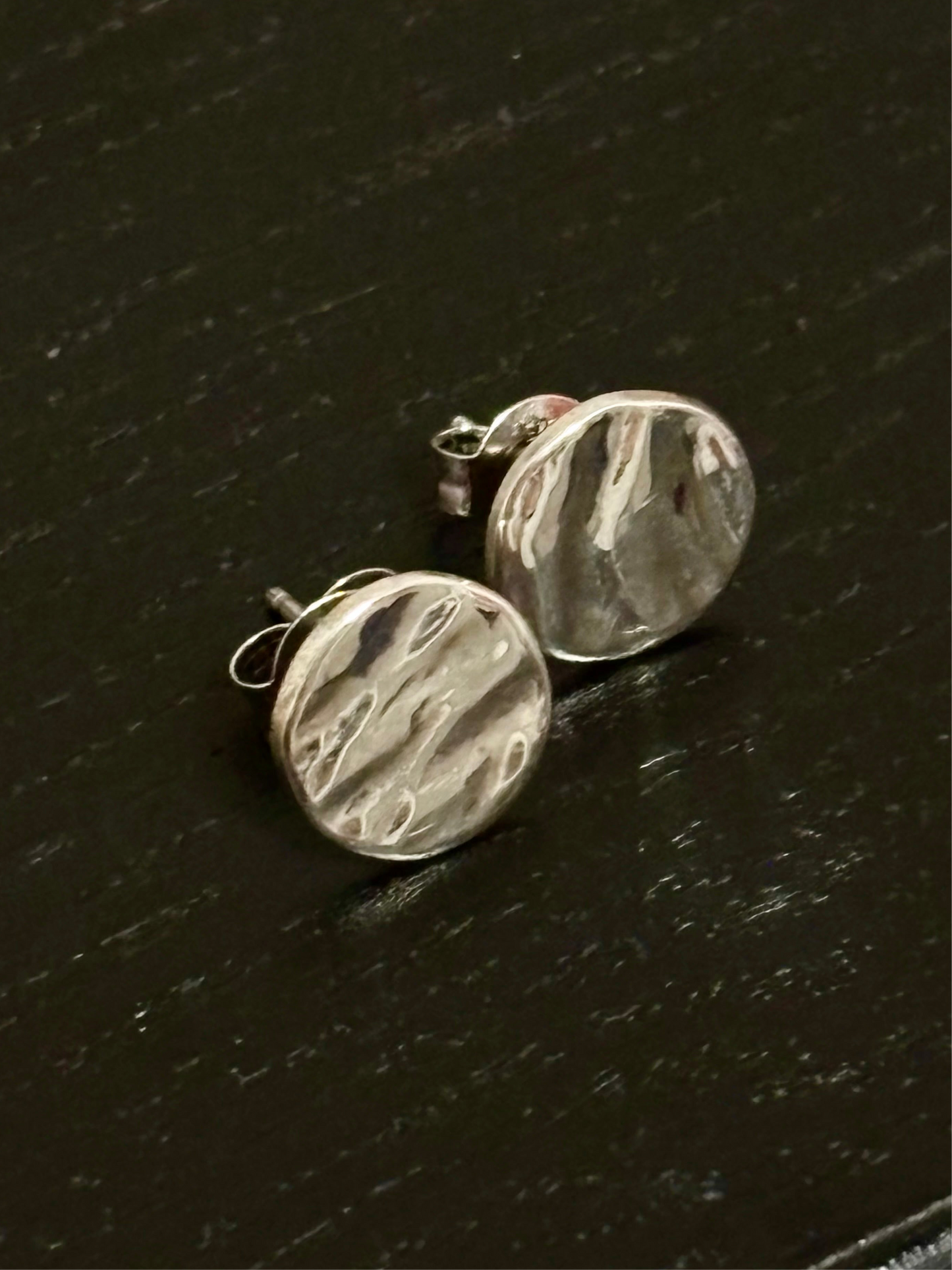 Moonlet Studs