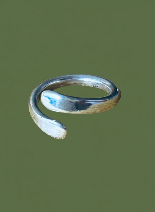 Wrap around ring