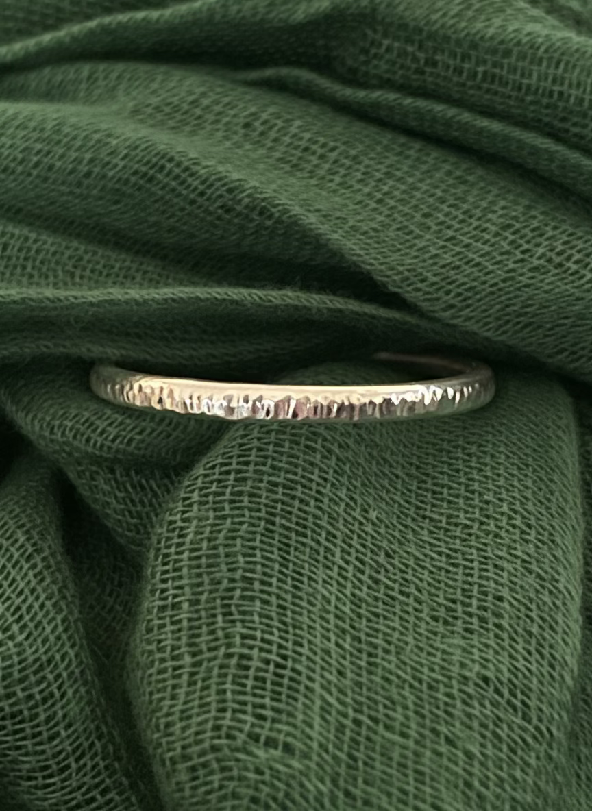 Hammered stacking ring