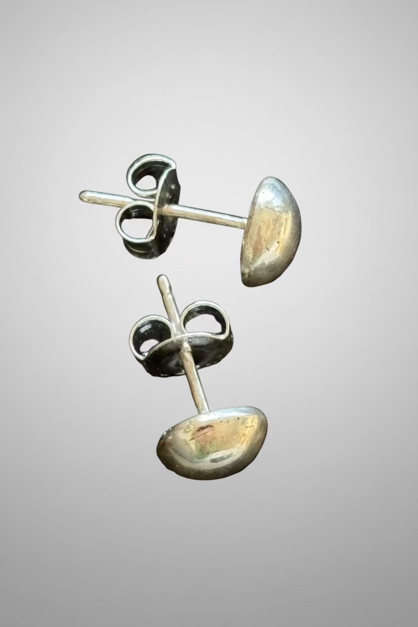 Silver Dome studs (in stock)